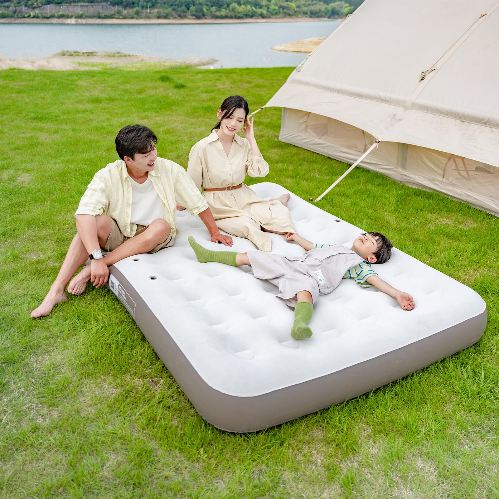 Tanstrider PVC Flocking Air Mattress with Pump 24251